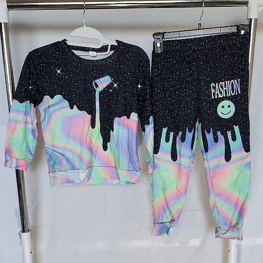 SHEIN Black and White Starry Top